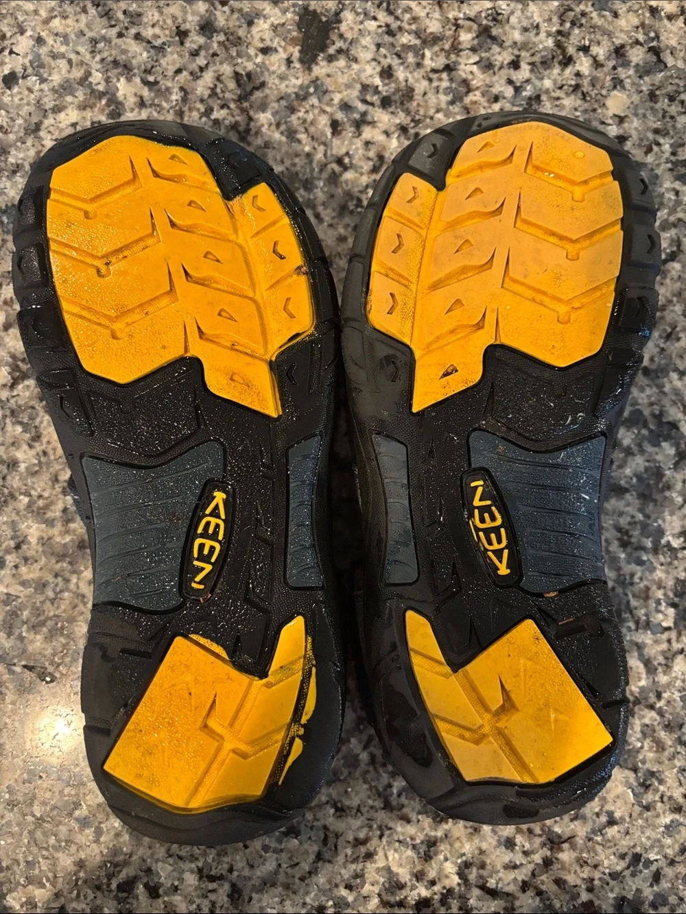 Keen durable outdoor